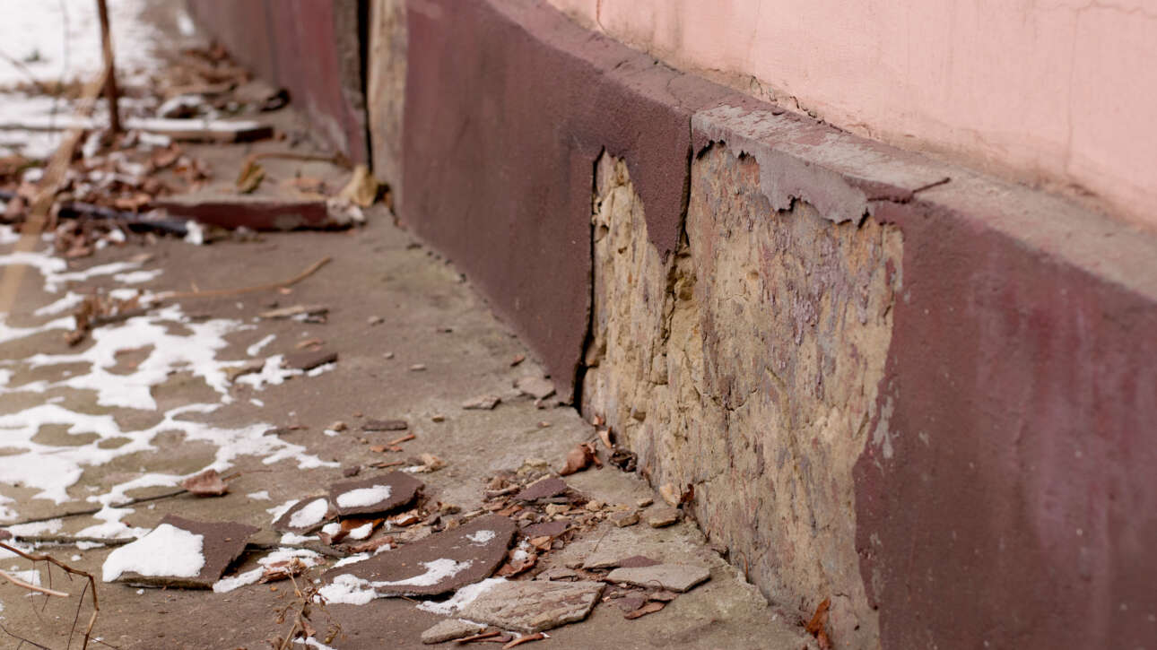 Foundation Crack Types in Homes